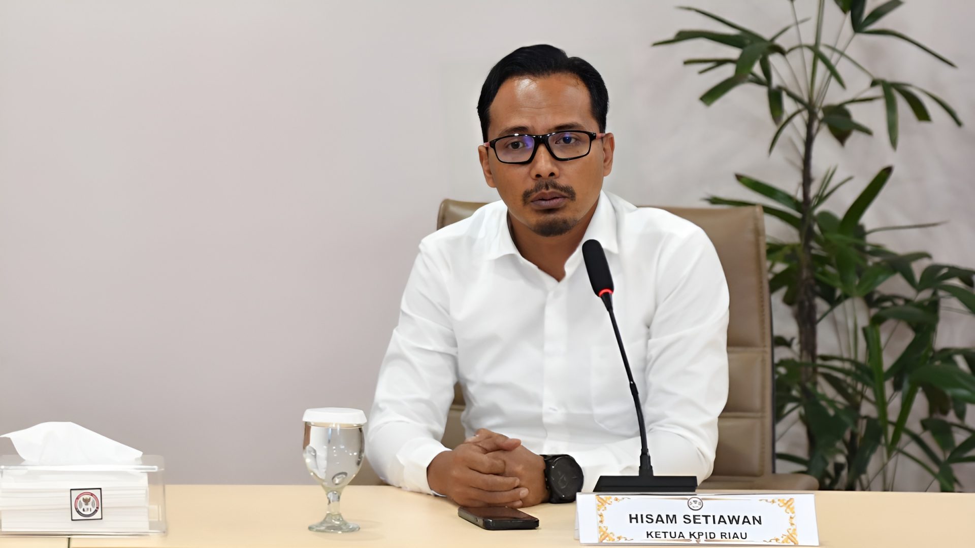 Center - Hisam Setiawan